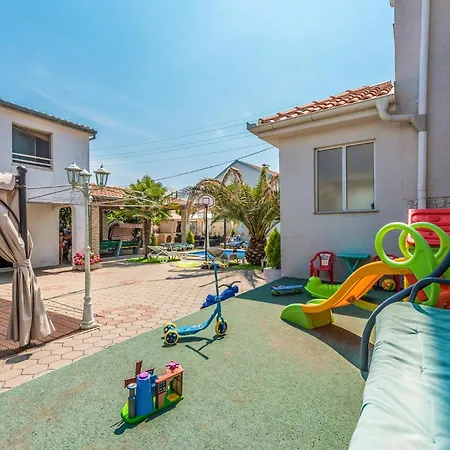 Gorgeous Apartment In Sukosan