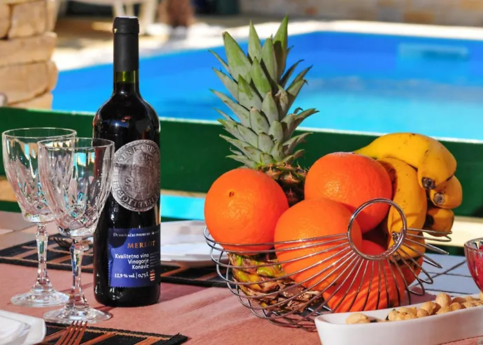 Gorgeous Apartment In Sukosan Apartment Sukošan